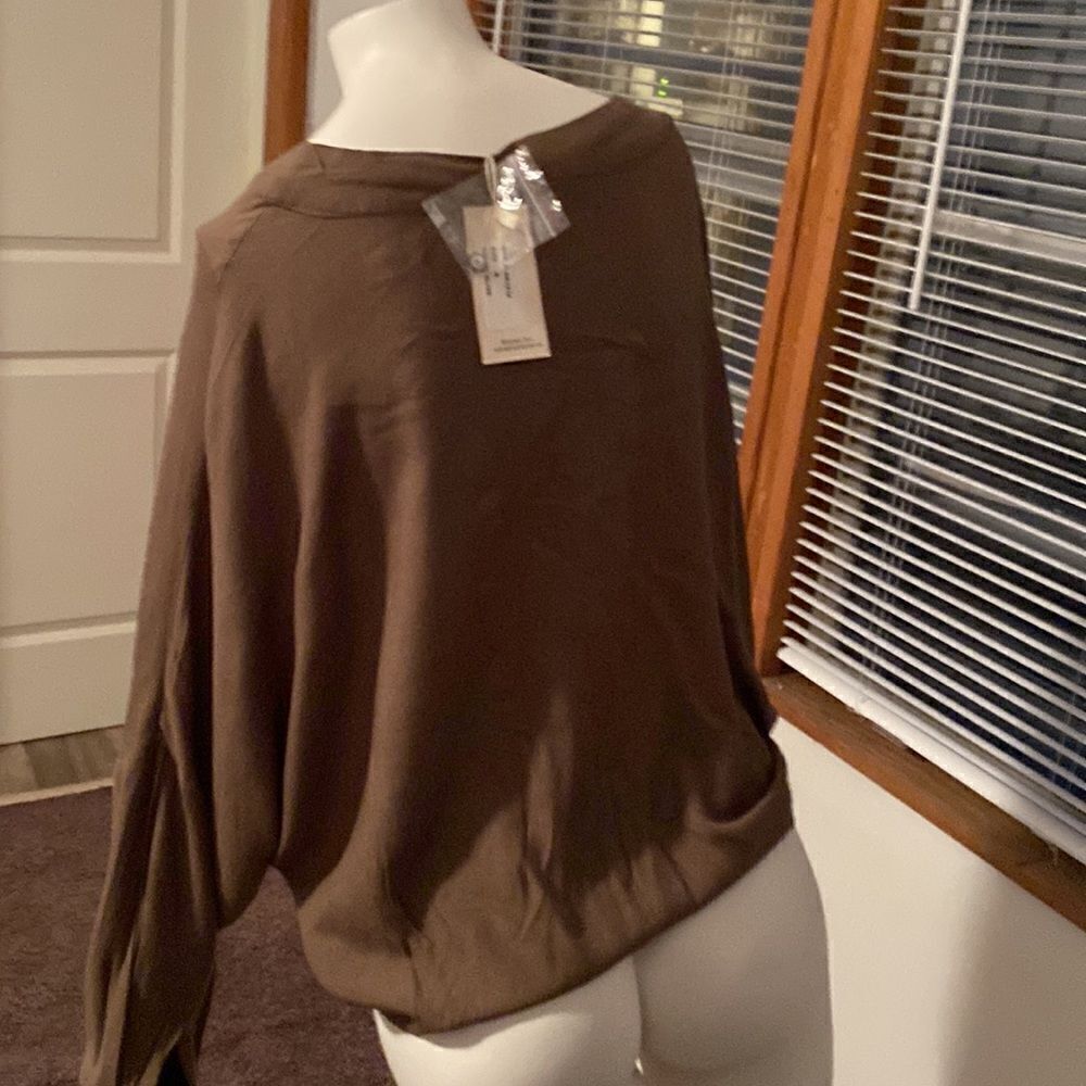 Sim & Sam Olive Green front button tie front crop top, size M - Picture 2 of 4